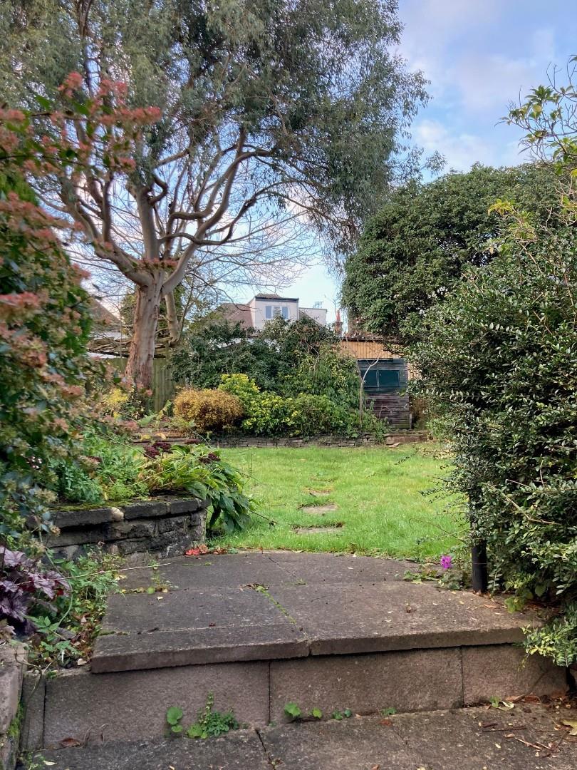 Glenmere Avenue, Mill Hill